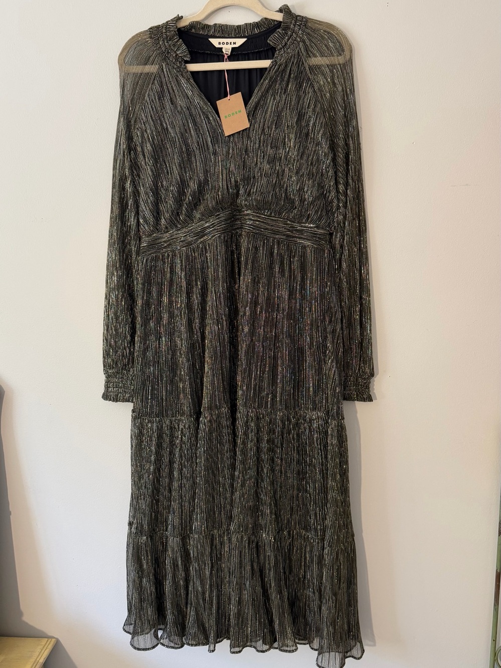 Boden Metallic Black Tiered Long-Sleeve Midi Dress
